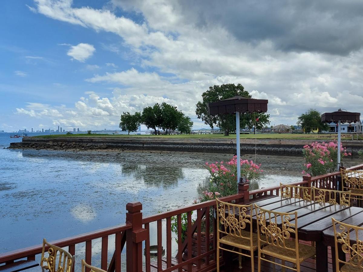 Ruan Talay Bangsaray Hotel Chonburi Esterno foto