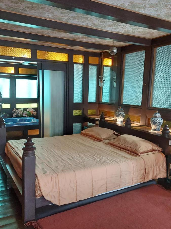 Ruan Talay Bangsaray Hotel Chonburi Esterno foto