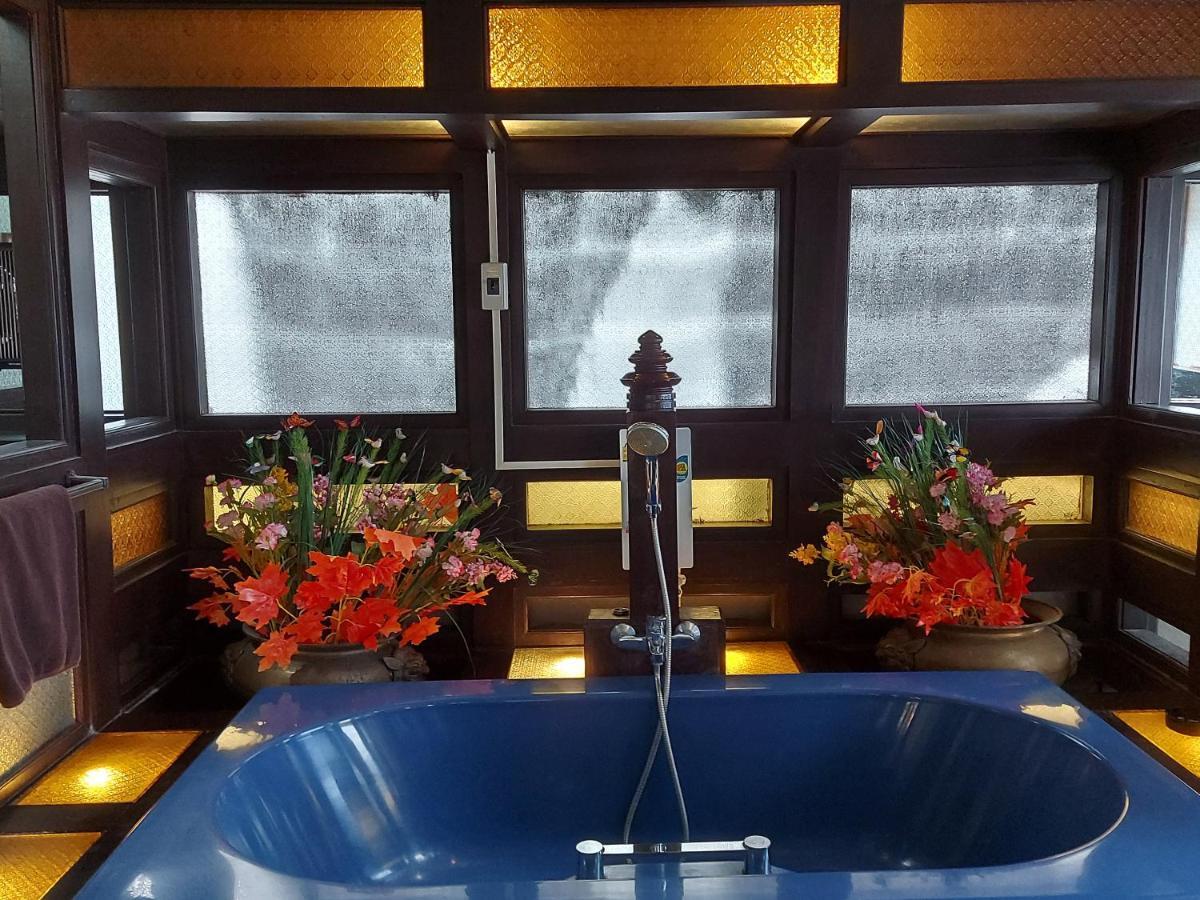 Ruan Talay Bangsaray Hotel Chonburi Esterno foto