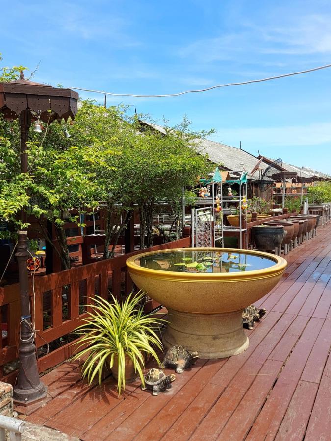 Ruan Talay Bangsaray Hotel Chonburi Esterno foto